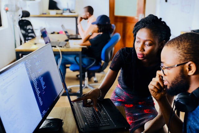 Diese UX Design Kurse machen dich fit für den Job (2022) 6 lagos techie IgUR1iX0mqM unsplash